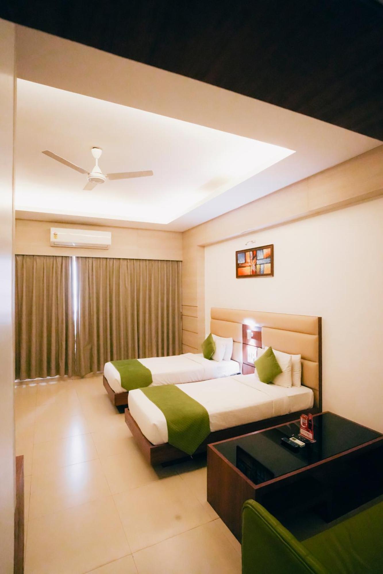 Imperial Heights Hotel Deoghar Exterior foto